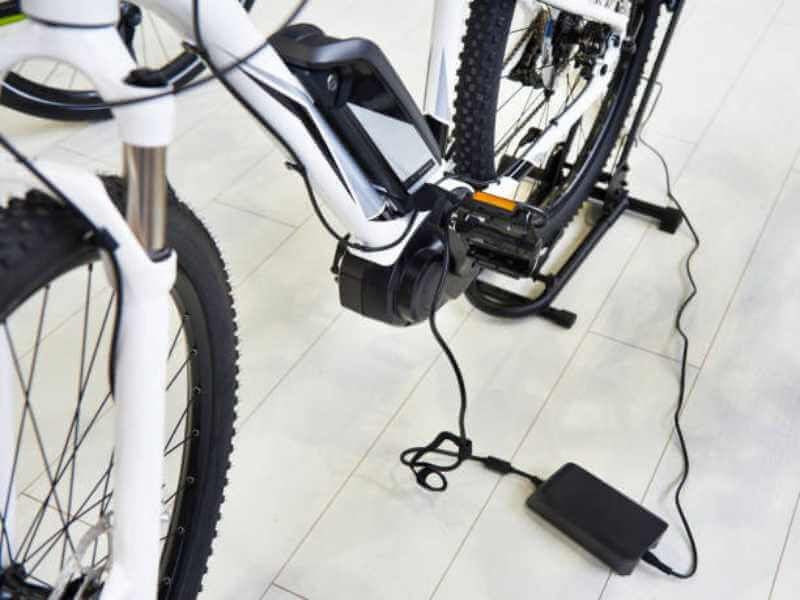 ebike battery is connected with a charger for charging